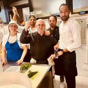 Staff della pizzeria Girò