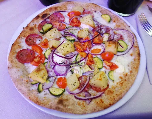 Menù Pizze Al Ristorante e d'asporto